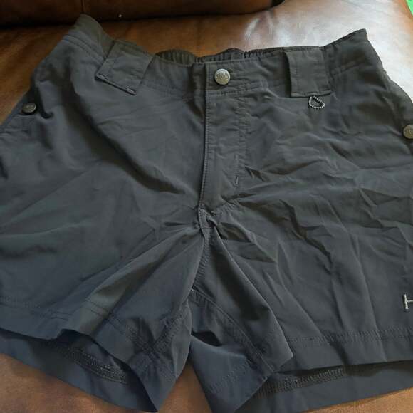 Huk women’s fishing shorts size small nwot - Picture 1 of 5